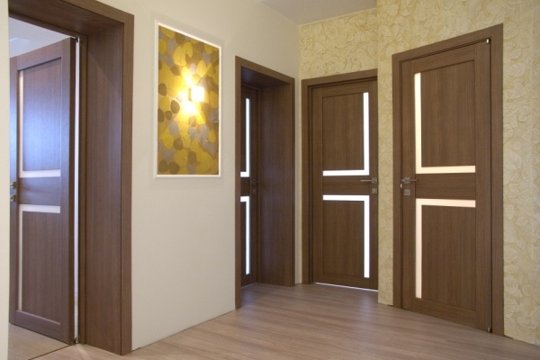 Межкомнатные двери в квартиру: тонкости выбора